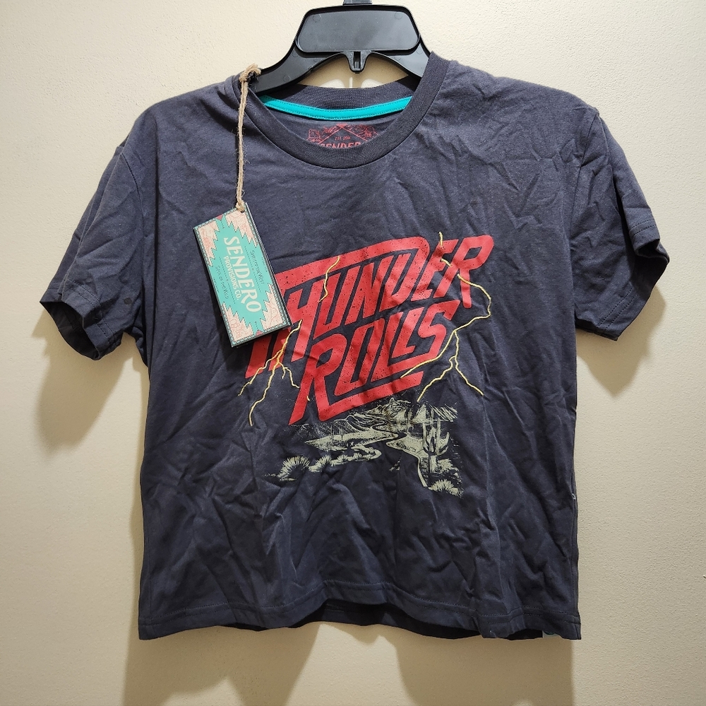 NWT Sendero Graphic Crop Tee